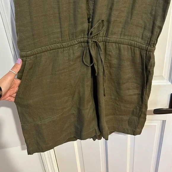 Lightly used Ralph lauren green romper size 12 - Picture 2 of 5